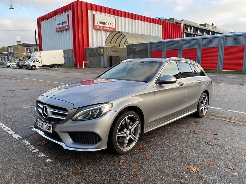 Gråmetal Brugt 2014 Mercedes C200 AMG line Stationcar | 124.900 kr. (Super pris) - Billede 1/4
