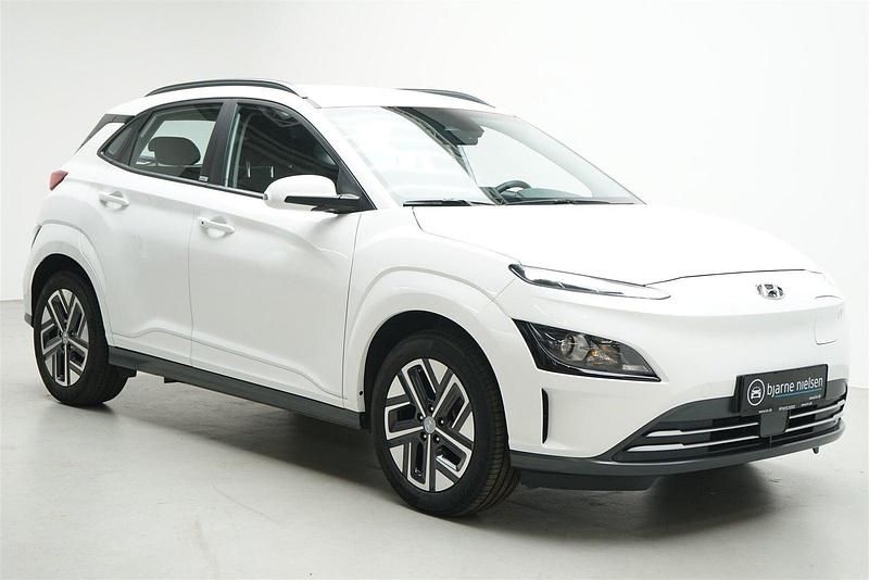 Hvid Brugt 2021 Hyundai Kona Select SUV | 119.900 kr. (Fair pris) - Billede 1/4