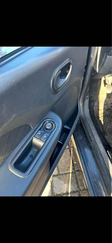 Brugt Renault Twingo 75 HK (55 kW) 2012 Sort Hatchback