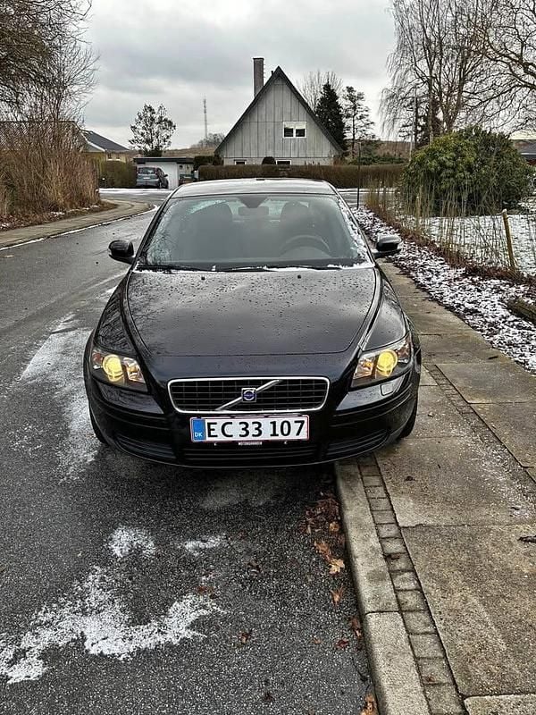 Brugt 2006 Volvo S40 Sedan | 45.000 kr. (Dyr) - Billede 1/4