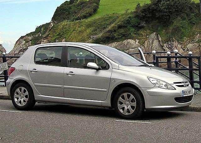 Brugt 2004 Peugeot 307 Sedan | 10.500 kr. (Super pris) - Billede 1/2