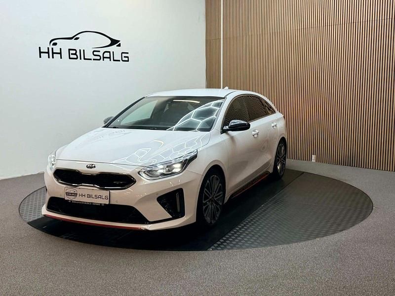 Hvid Brugt 2020 Kia ProCeed GT Hatchback | 199.700 kr. (Fair pris) - Billede 1/4