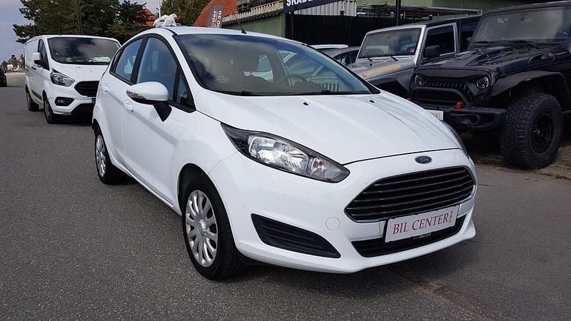Sølvmetal Brugt 2013 Ford Fiesta Trend Hatchback | 49.900 kr. (God pris) - Billede 1/4