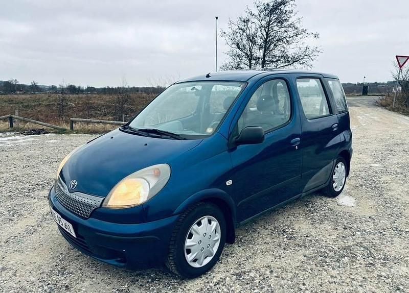 Brugt Toyota Yaris 86 HK (63 kW) 1999 Stationcar