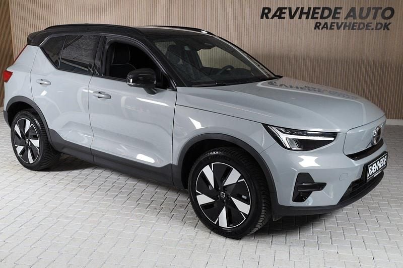 Gråmetal Ny 2024 Volvo XC40 Plus SUV | 399.700 kr. - Billede 1/4