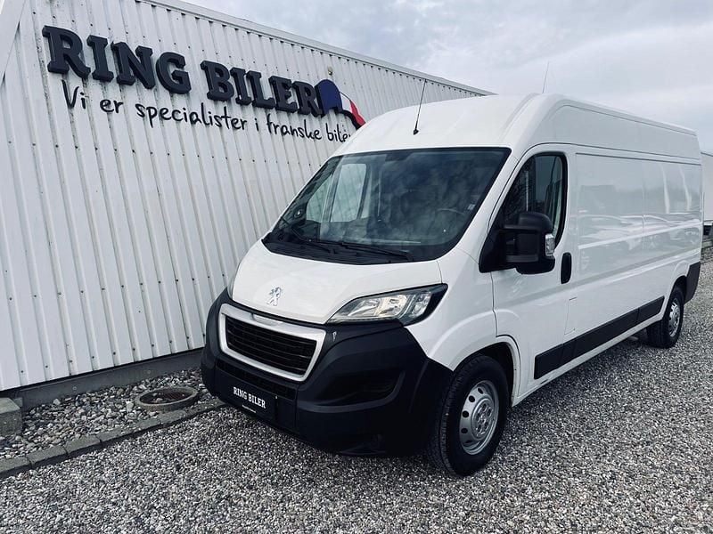 Hvid Brugt 2020 Peugeot Boxer Premium Van | 124.800 kr. - Billede 1/4