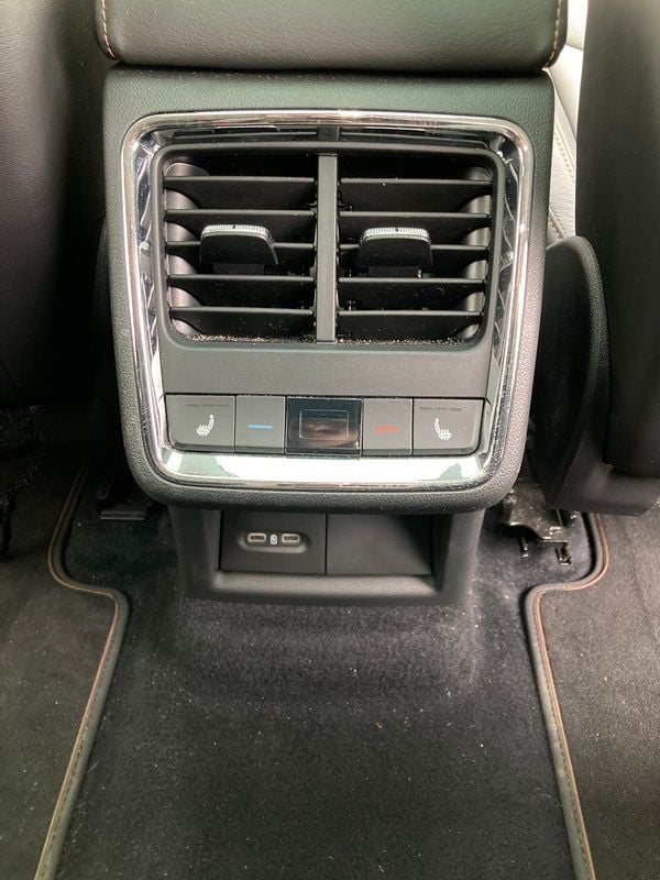 Quartz Gray (koks grå) Brugt 2021 Skoda Enyaq iV Suite SUV | 279.900 kr. (Dyr) - Billede 1/8
