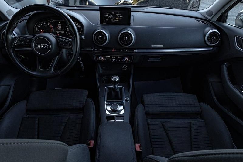 Brugt Audi A3 Sportback Sport 116 HK (85 kW) 2016 Koksmetal Hatchback