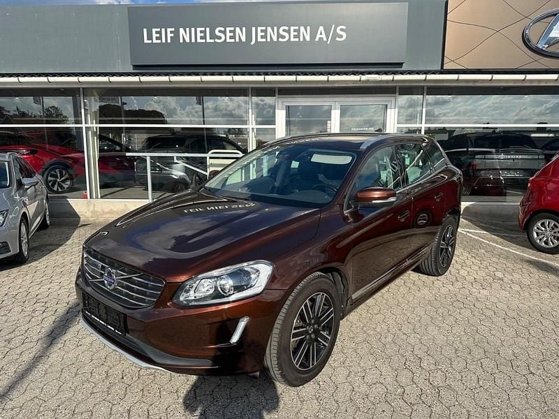 Bronzemetal Brugt 2017 Volvo XC60 Summum SUV | 219.900 kr. (Super pris) - Billede 1/1
