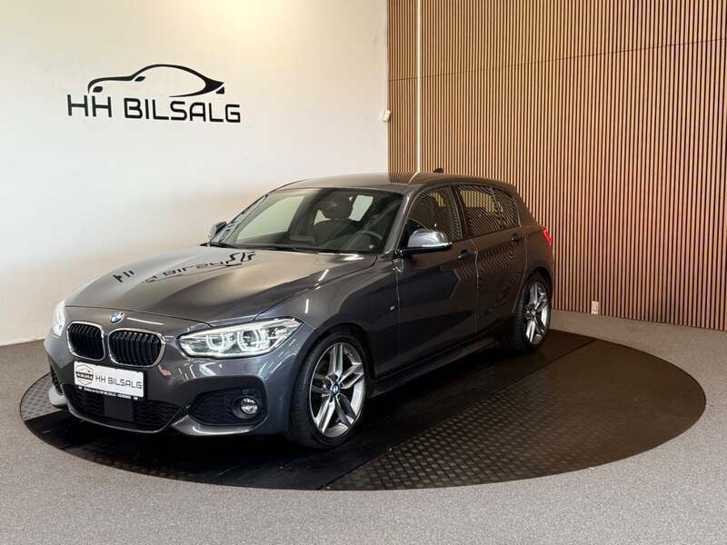Grå Brugt 2018 BMW 118 M Sport Hatchback | 179.700 kr. (Fair pris) - Billede 1/4
