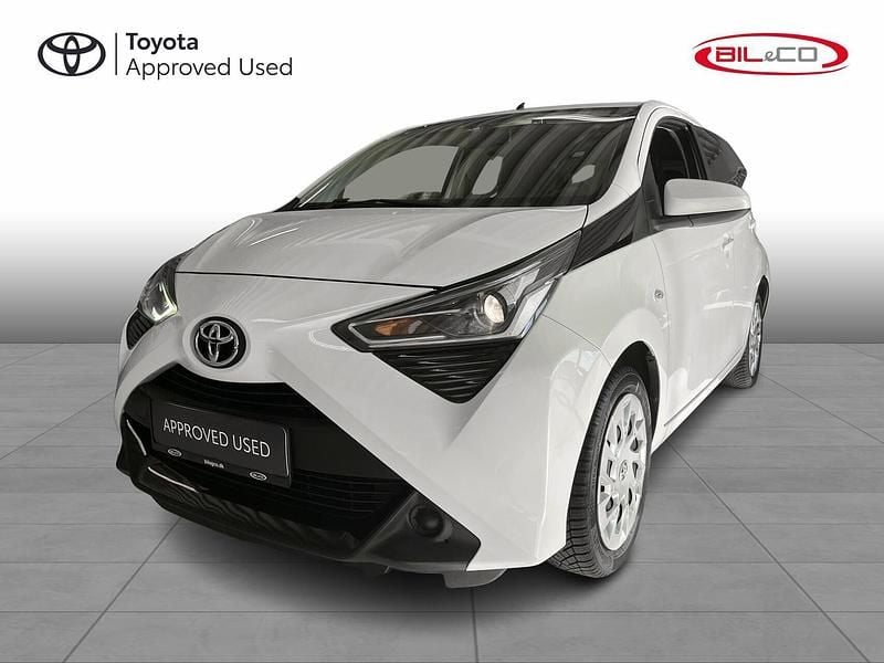 Hvid Brugt 2020 Toyota Aygo x-press Hatchback | 99.900 kr. (Fair pris) - Billede 1/4