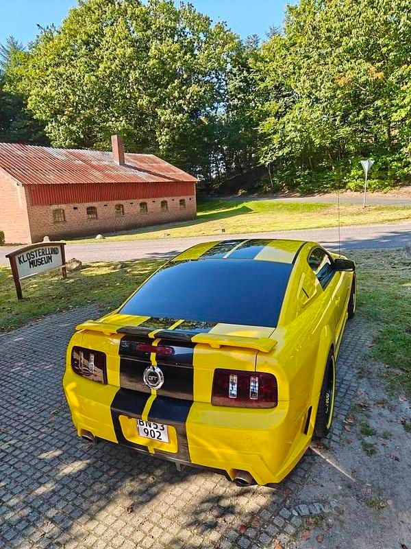 Brugt Ford Mustang 305 HK (224 kW) 2005 Gul Coupe