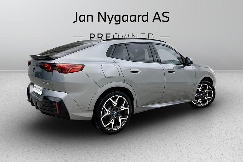 Brugt BMW iX2 M Sport 230 kW (313 HK) 2025 Gråmetal SUV