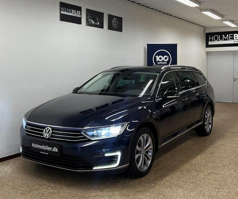 Blå Brugt 2016 VW Passat GTE Stationcar | 129.400 kr. (Fair pris) - Billede 1/4
