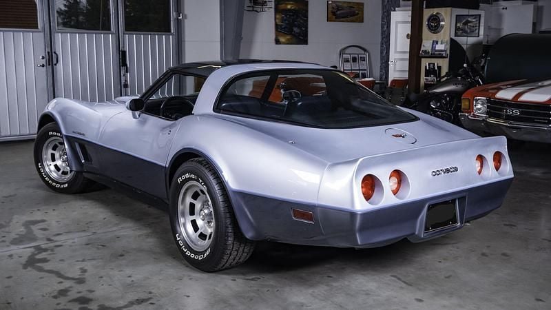 Brugt Chevrolet Corvette 270 HK (198 kW) 1982 Blå