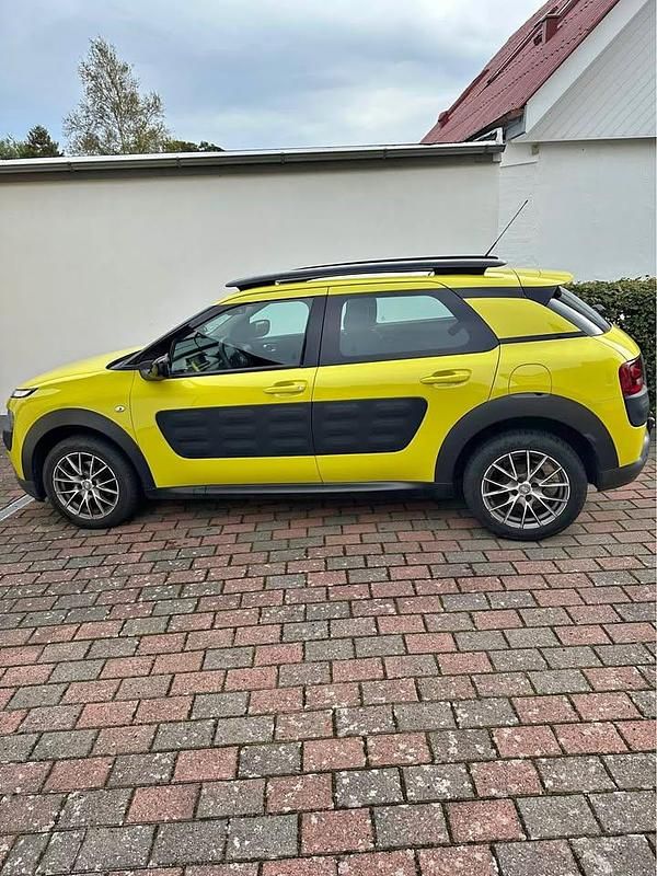 Gul Brugt 2014 Citroën C4 SUV | 45.000 kr. (Fair pris) - Billede 1/4