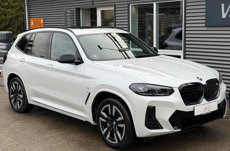 Hvidmetal Brugt 2024 BMW iX3 M Sport SUV | 429.900 kr. (Super pris) - Billede 1/4