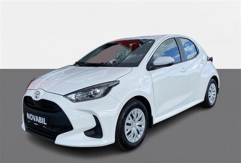 Hvid Brugt 2022 Toyota Yaris Hatchback | 164.900 kr. (Lidt for dyr) - Billede 1/2