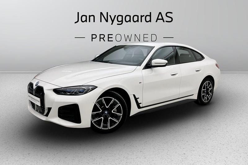 Hvid Brugt 2023 BMW i4 M Sport Sedan | 419.000 kr. (Lidt for dyr) - Billede 1/3