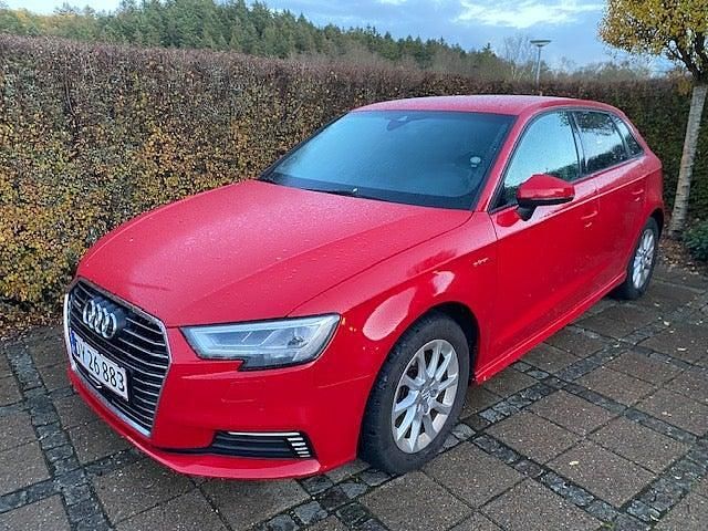 Rødmetal Brugt 2017 Audi A3 Sportback e-tron Hatchback | 159.900 kr. (Fair pris) - Billede 1/4