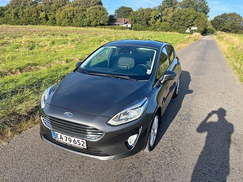 Brugt Ford Fiesta 100 HK (73 kW) 2018 Grå Hatchback