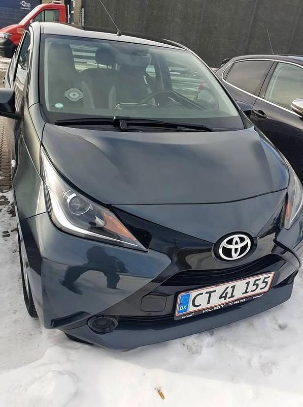 Brugt Toyota Aygo 69 HK (50 kW) 2017 Grå Hatchback