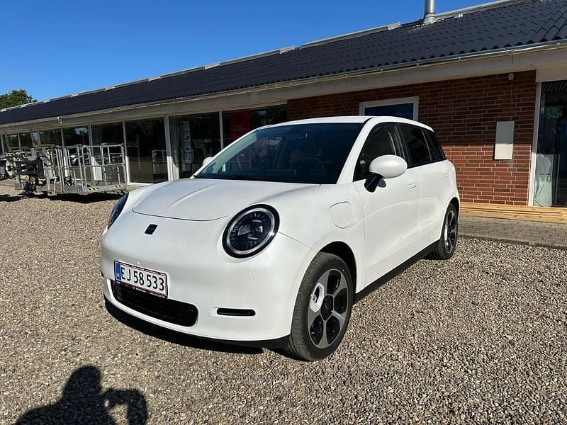 Hvid Ny 2025 JAC E30X Hatchback | 189.995 kr. - Billede 1/4