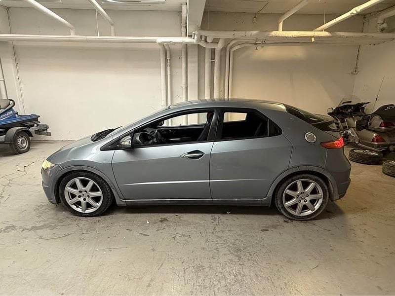 Brugt Honda Civic 140 HK (102 kW) 2009 Hatchback