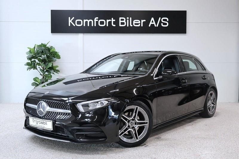 Sort Brugt 2018 Mercedes A200 AMG line Hatchback | 179.900 kr. (Super pris) - Billede 1/4