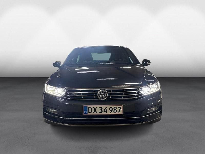 Brugt VW Passat R-line 150 HK (110 kW) 2018 Sortmetal Sedan