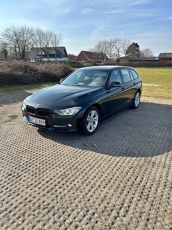Brugt 2015 BMW 320 Sport Line Stationcar | 114.990 kr. (God pris) - Billede 1/4