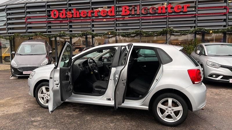 Brugt VW Polo Comfortline 90 HK (66 kW) 2014 Sølvmetal Hatchback