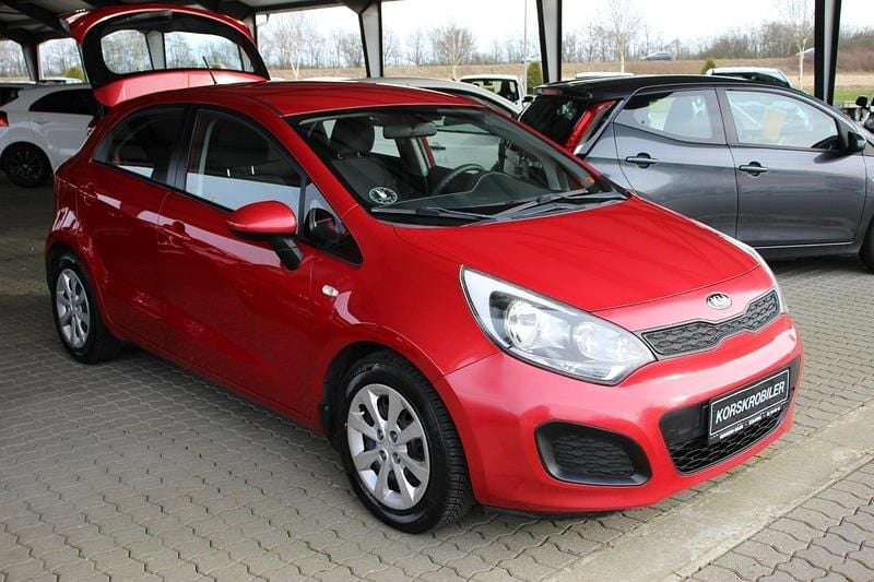 Bordeauxmetal Brugt 2012 Kia Rio Active Hatchback | 49.800 kr. (Dyr) - Billede 1/4