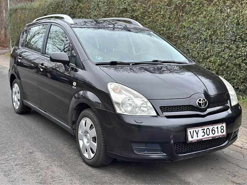 Brugt 2004 Toyota Corolla Verso Sol MPV | 49.900 kr. - Billede 1/4