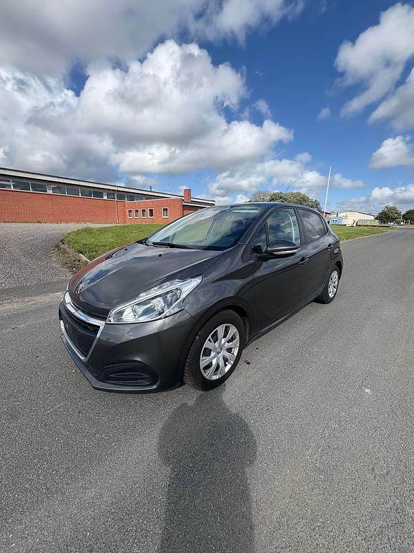 Brugt Peugeot 208 Envy 102 HK (75 kW) 2018 Grå Hatchback
