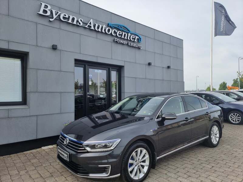 Mørkgrå Brugt 2018 VW Passat GTE Sedan | 189.900 kr. (God pris) - Billede 1/4