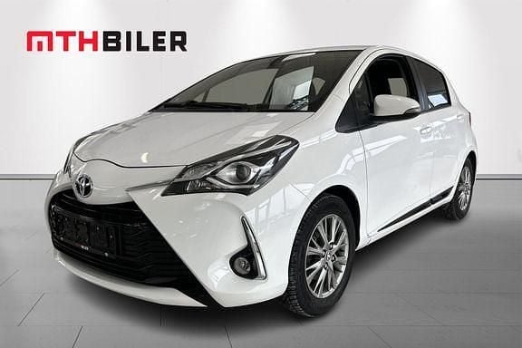 Brugt Toyota Yaris H2 100 HK (73 kW) 2017 3p0 fire red Hatchback