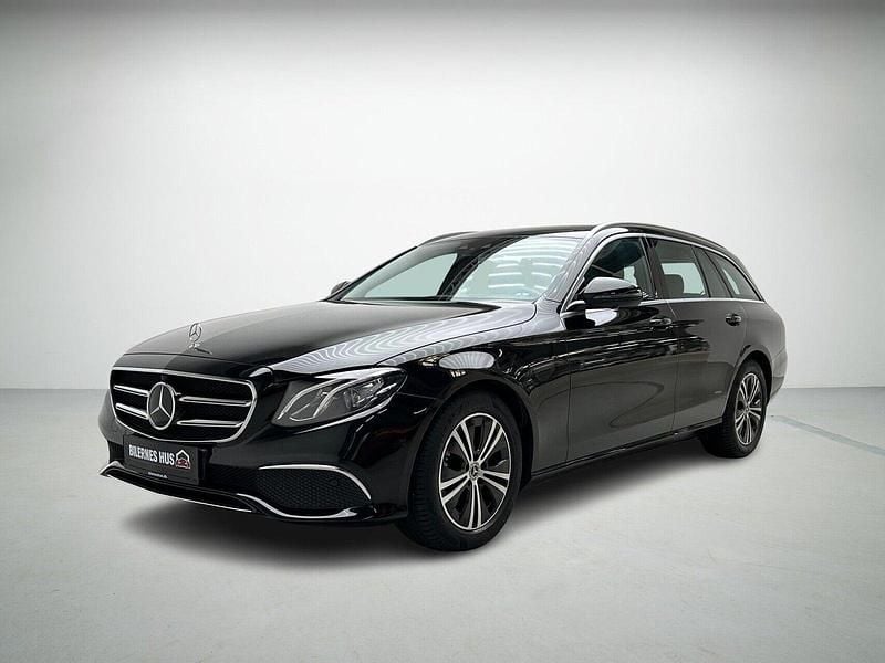 Sort Brugt 2020 Mercedes E220 Avantgarde Stationcar | 399.980 kr. - Billede 1/4