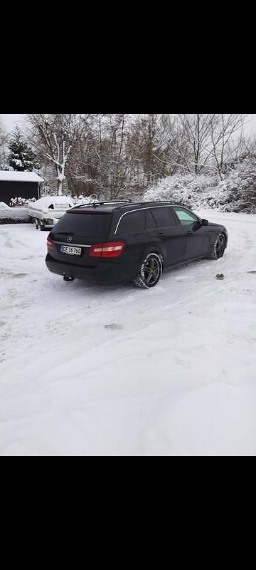 Brugt Mercedes E200 Elegance 136 HK (100 kW) 2011 Sort Stationcar