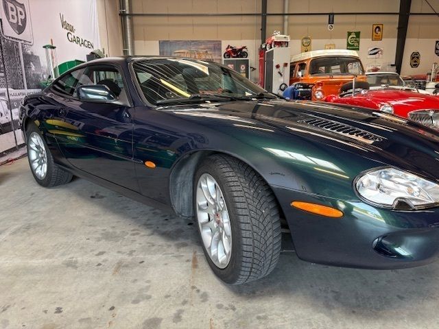 Brugt Jaguar XK8 Supercharged 2000 Grøn