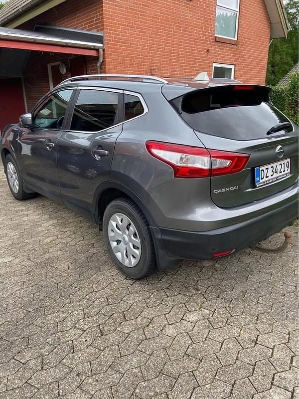 Brugt Nissan Qashqai Tekna 110 HK (80 kW) 2015 Grå SUV