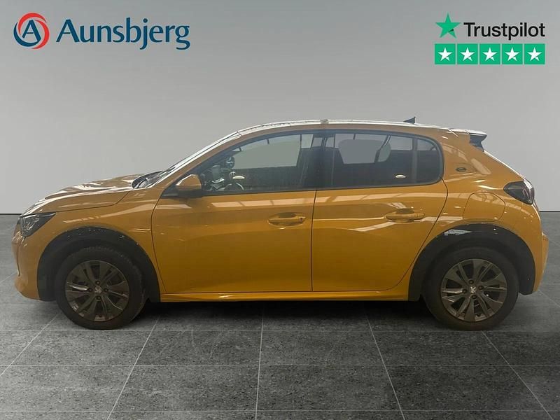 Brugt Peugeot e-208 Allure 100 kW (136 HK) 2021 Gul Hatchback