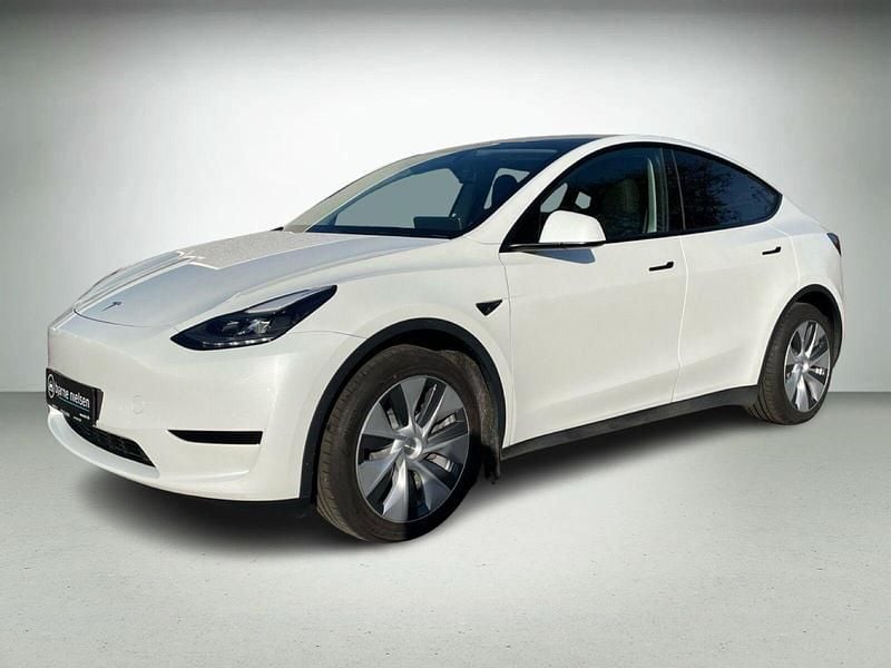 Hvidmetal Brugt 2024 Tesla Model Y RWD SUV | 284.900 kr. (Fair pris) - Billede 1/4