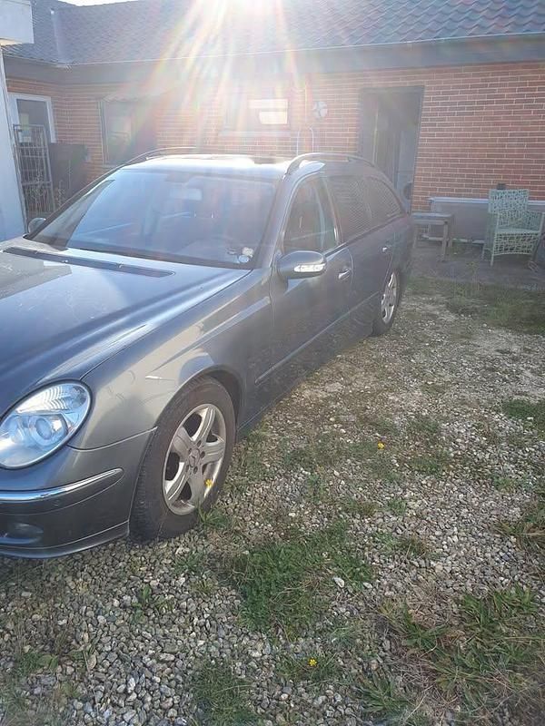 Brugt Mercedes E280 Avantgarde 211 HK (155 kW) 2006 Van