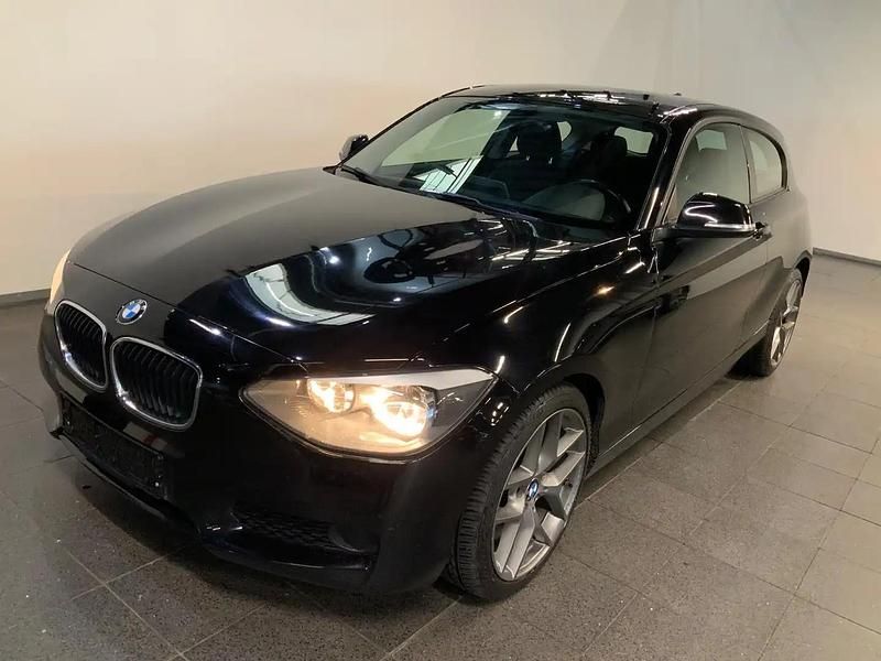 Sort Brugt 2014 BMW 114 Hatchback | 64.900 kr. - Billede 1/4