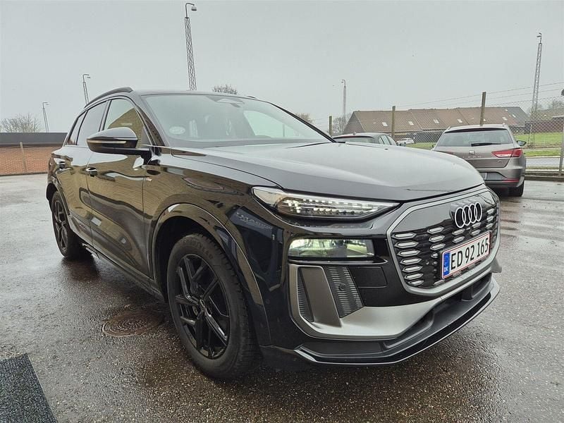 Brugt Audi Q6 e-tron Ambiente 214 kW (292 HK) 2025 Sortmetal SUV