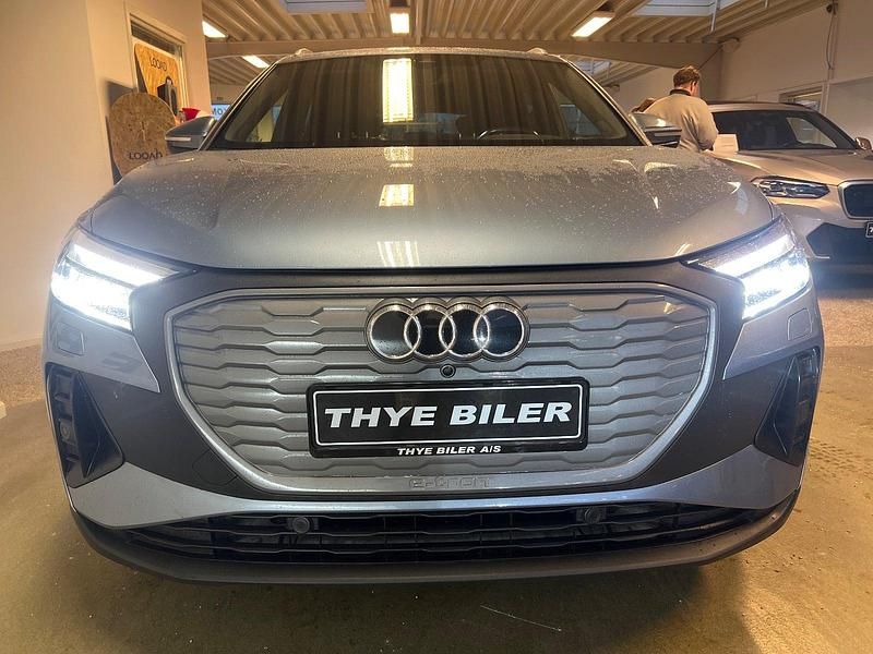 Brugt Audi Q4 e-tron 150 kW (204 HK) 2022 Lysblåmetal SUV