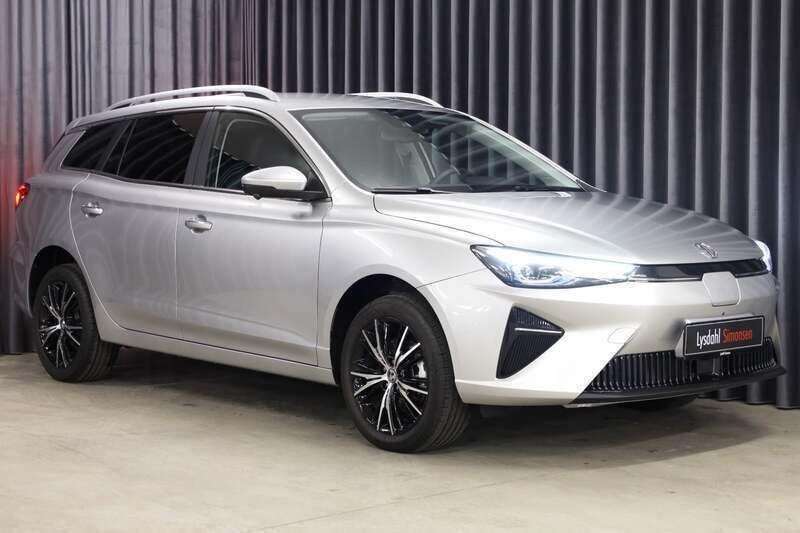 Sølvmetal Ny 2025 MG MG5 EV Luxury Stationcar | 199.900 kr. (Fair pris) - Billede 1/4