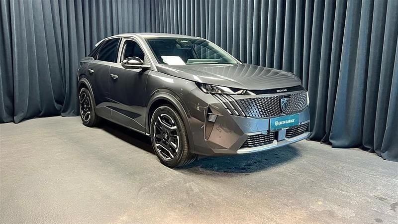 Grå titane, metallak Brugt 2024 Peugeot e-3008 GTi SUV | 289.900 kr. (Dyr) - Billede 1/1