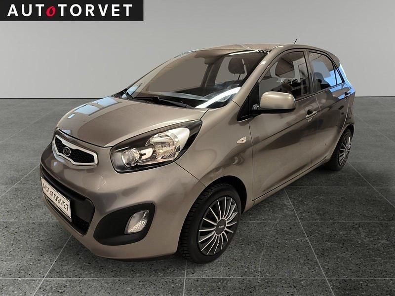 Champagnemetal Brugt 2012 Kia Picanto Motion Hatchback | 37.700 kr. (Fair pris) - Billede 1/4